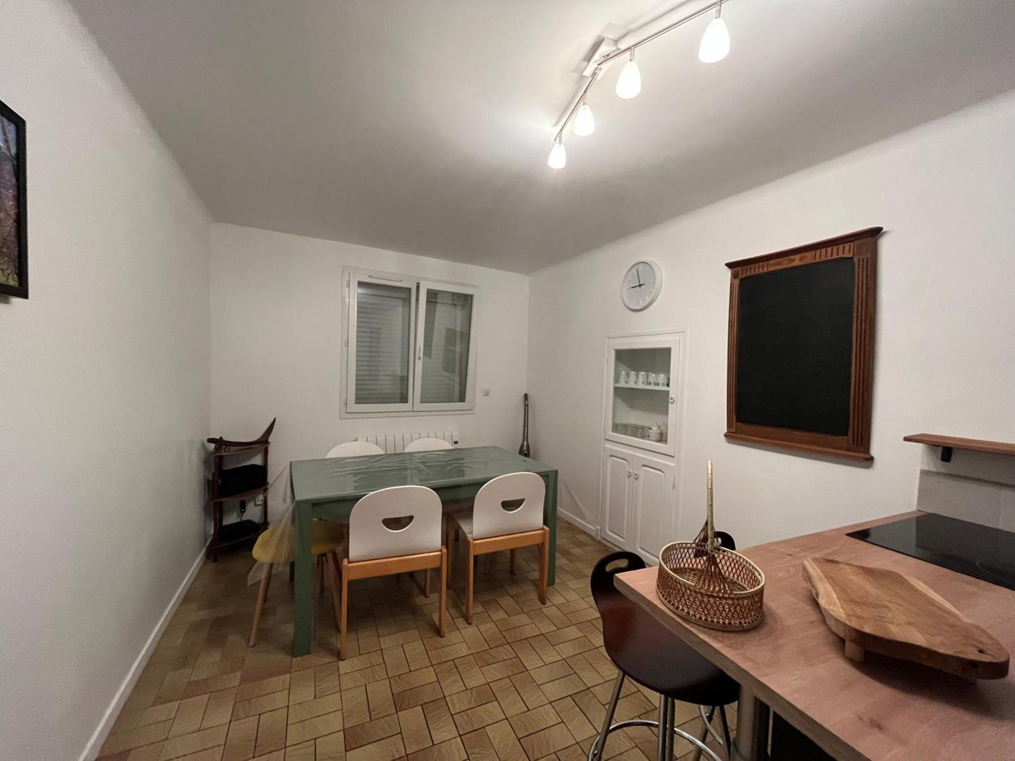 Agreable Maison De Village Avec Terrasse Vinca Luaran gambar